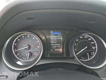 2024 Toyota Camry SE - miniatura 9
