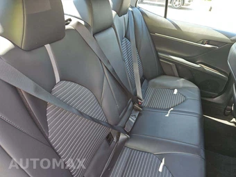 2024 Toyota Camry SE - miniatura 13