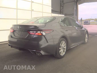 2024 Toyota Camry SE - miniatura 4