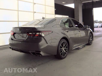 2024 Toyota Camry SE - miniatura 4