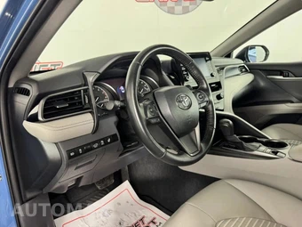 2024 Toyota Camry SE - miniatura 10