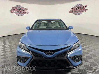 2024 Toyota Camry SE - miniatura 2