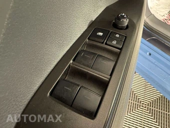 2024 Toyota Camry SE - miniatura 35