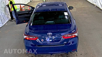 2024 Toyota Camry SE - miniatura 5