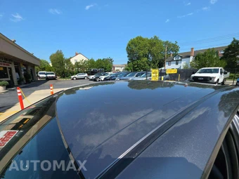 2024 Toyota Camry SE - miniatura 9