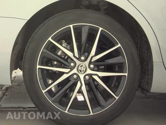 2024 Toyota Camry SE - miniatura 11