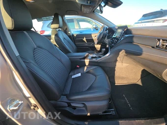 2024 Toyota Camry SE - miniatura 14