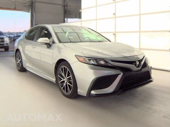 2024 Toyota Camry SE - miniatura 4