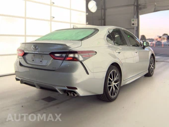 2024 Toyota Camry SE - miniatura 5