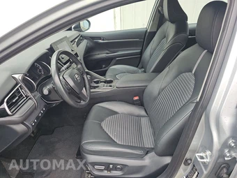 2024 Toyota Camry SE - miniatura 7