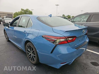 2024 Toyota Camry SE - miniatura 2