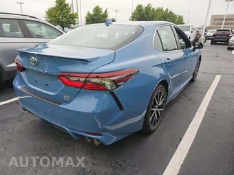 2024 Toyota Camry SE - miniatura 3