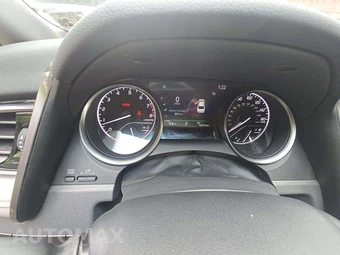 2024 Toyota Camry SE - miniatura 9