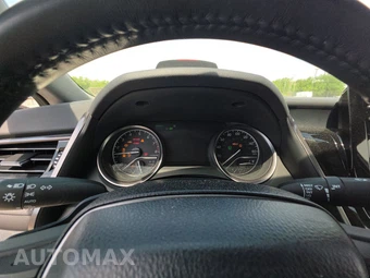 2024 Toyota Camry SE - miniatura 12