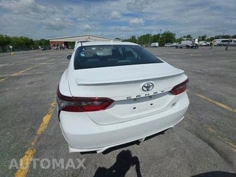 2024 Toyota Camry SE - miniatura 5
