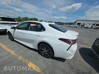 2024 Toyota Camry SE - miniatura 6