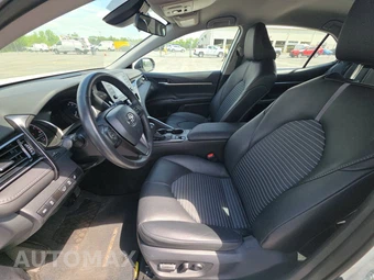 2024 Toyota Camry SE - miniatura 7