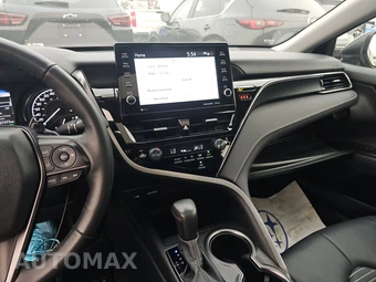 2024 Toyota Camry SE - miniatura 17