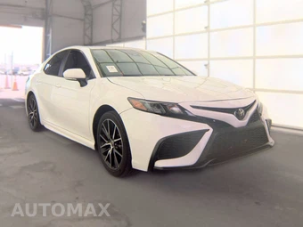 2024 Toyota Camry SE - miniatura 3