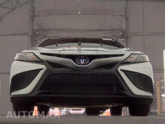 2024 Toyota Camry SE - miniatura 3