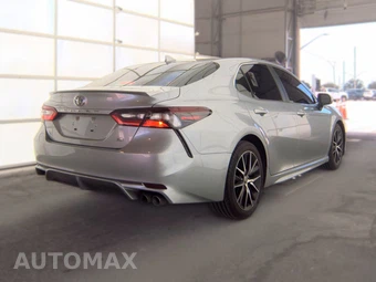 2024 Toyota Camry SE - miniatura 5