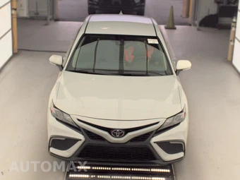 2024 Toyota Camry SE - miniatura 2