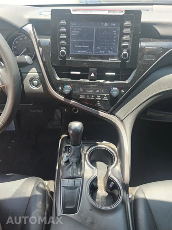 2024 Toyota Camry SE - miniatura 11
