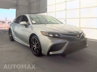 2024 Toyota Camry SE - miniatura 3