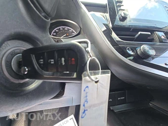 2024 Toyota Camry SE - miniatura 5
