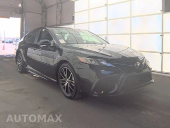 2024 Toyota Camry SE - miniatura 3
