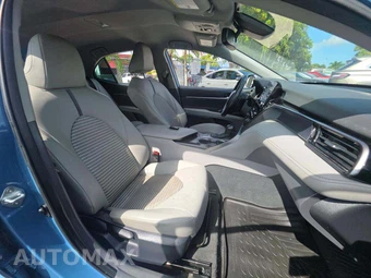2024 Toyota Camry SE - miniatura 18