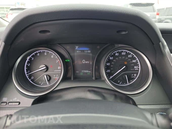 2024 Toyota Camry SE - miniatura 6