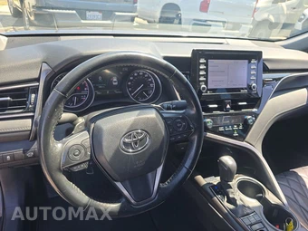 2024 Toyota Camry SE - miniatura 11