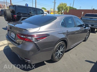 2024 Toyota Camry SE - miniatura 4