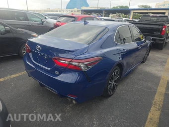 2024 Toyota Camry SE - miniatura 4