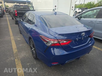 2024 Toyota Camry SE - miniatura 6