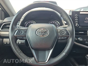 2024 Toyota Camry SE - miniatura 10