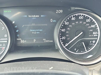 2024 Toyota Camry SE - miniatura 12