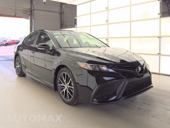 2024 Toyota Camry SE - miniatura 3