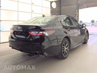2024 Toyota Camry SE - miniatura 4