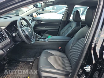 2024 Toyota Camry SE - miniatura 7