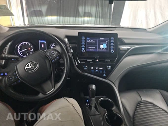 2024 Toyota Camry SE Nightshade - miniatura 11