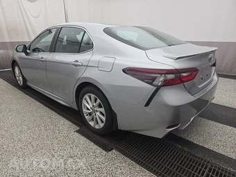 2024 Toyota Camry SE Nightshade - miniatura 6
