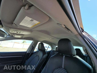 2024 Toyota Camry SE Nightshade - miniatura 11