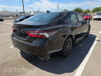 2024 Toyota Camry SE Nightshade - miniatura 3