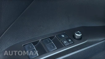 2024 Toyota Camry XLE - miniatura 18