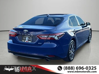 2024 Toyota Camry XLE - miniatura 4
