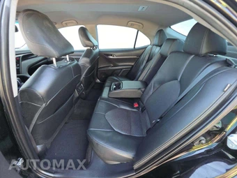 2024 Toyota Camry XLE - miniatura 10