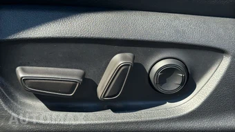 2024 Toyota Camry XLE - miniatura 18