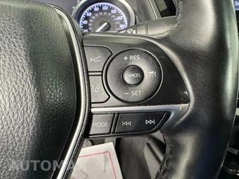 2024 Toyota Camry XLE - miniatura 16